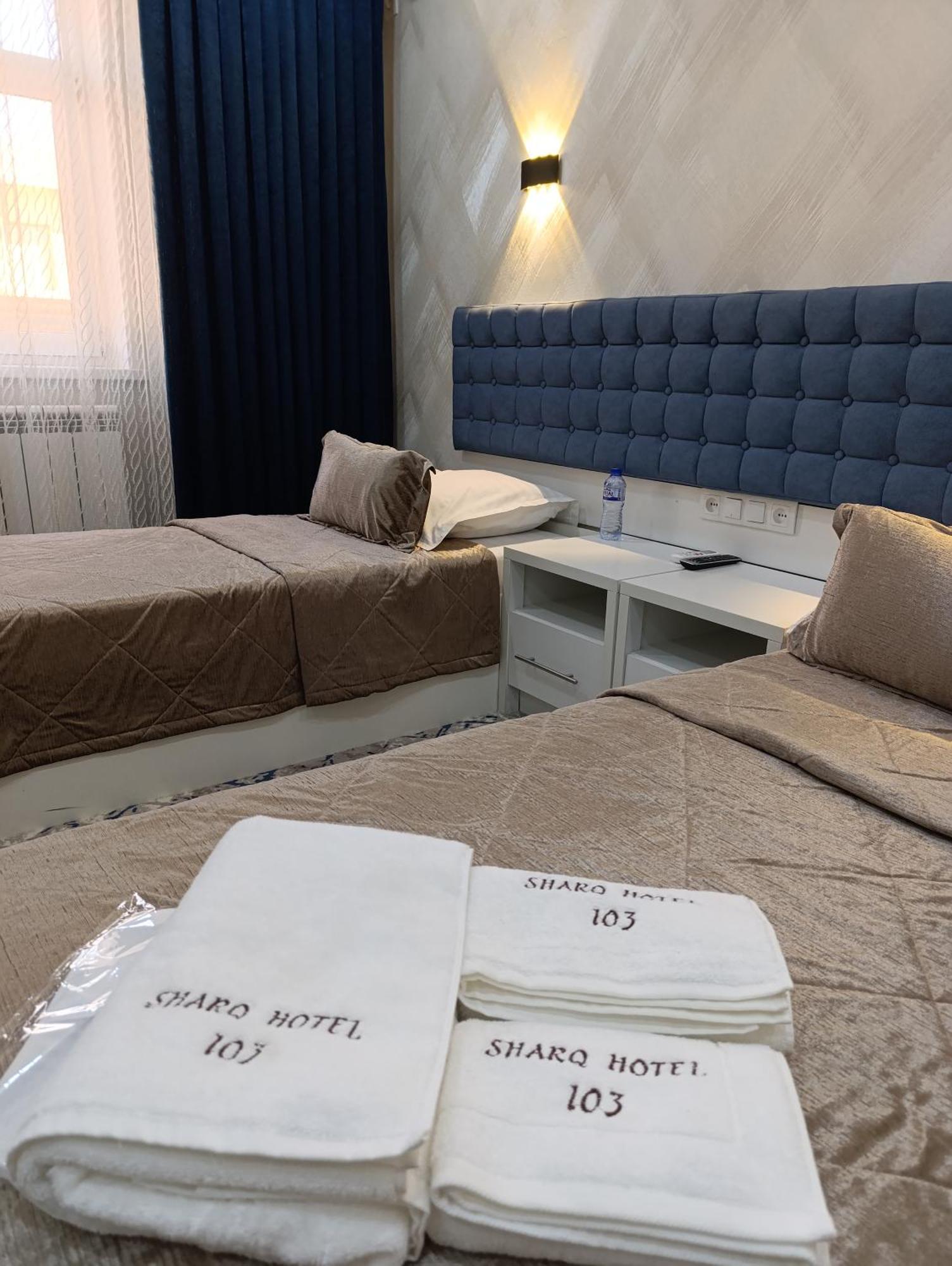 Sharq Hotel Urgentj Eksteriør billede